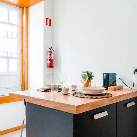 Apartment Cozy In The Heart Of Lapa - 5min Walk To Metro! *